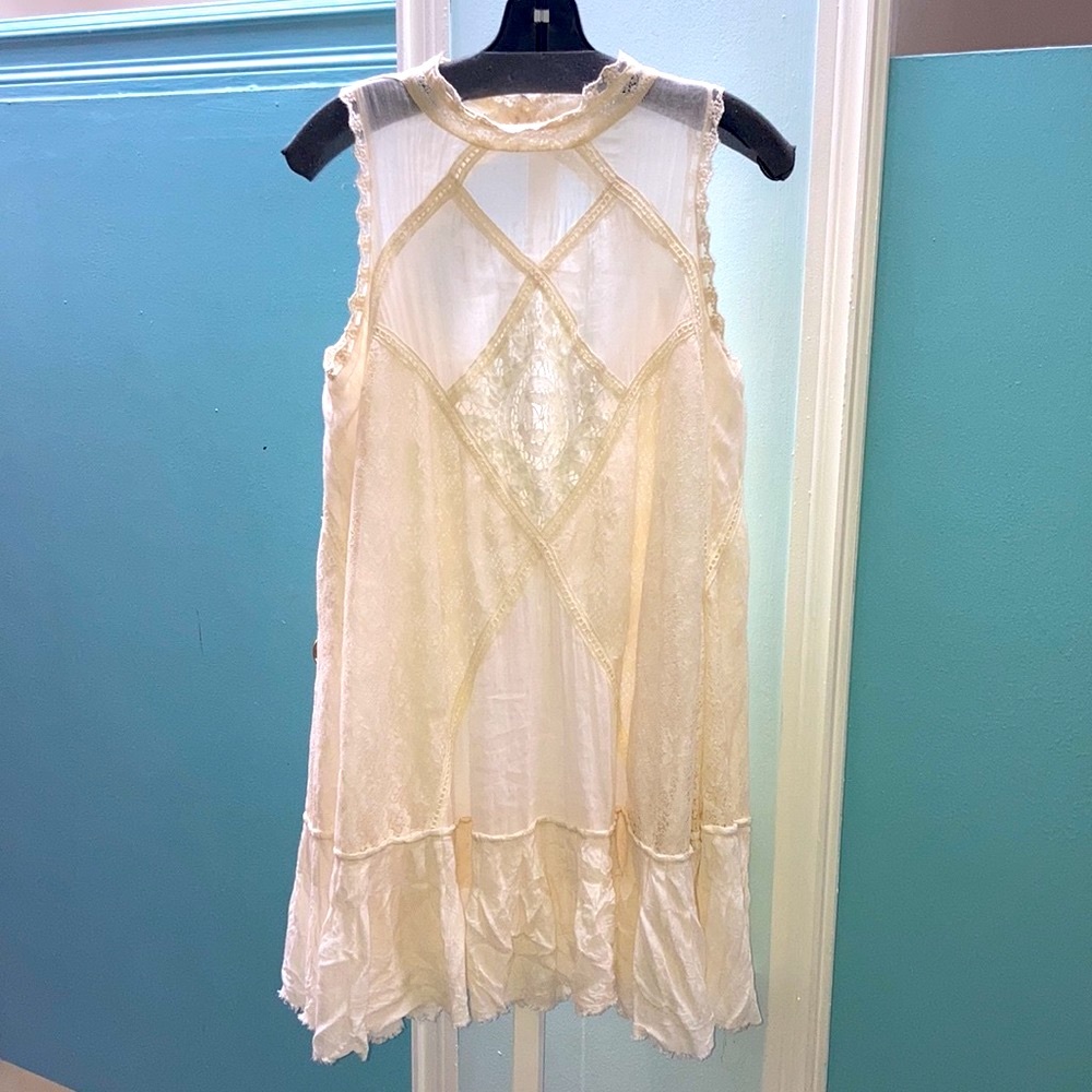 FREE PEOPLE sz M gorgeous RARE bohemian romantic cream lace dress festivals